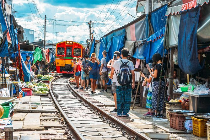 Maeklong Railway & Floating Market Tour (Private & All-Inclusive) - How Long Is Enough Time, and How to Pace Yourself