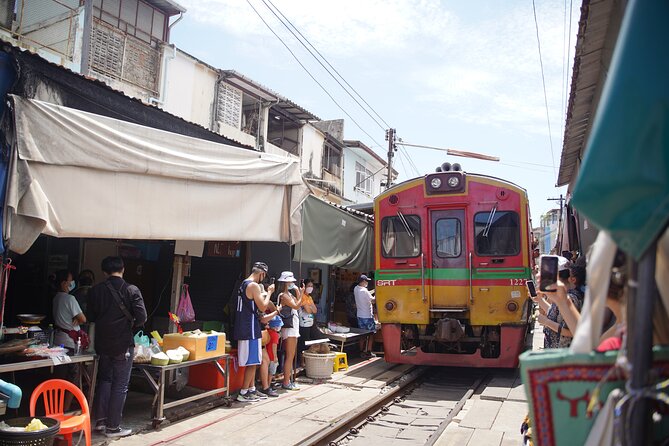 Maeklong Railway Market and Floating Market - The Day’s Route From Bangkok: Pickup, Drive Time, and Where You’ll End Up