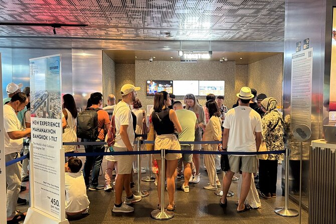 Mahanakhon Sky Walk Tour in Bangkok - Skip-the-line tickets and mobile entry: speed up, but don’t assume zero waiting