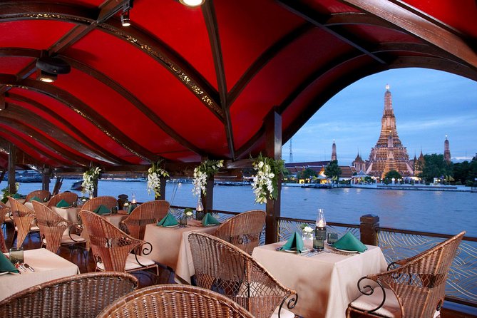 Manohra 5-Star Luxury Dinner Cruise with Pre-Canapés in Bangkok - Wat Arun in the spotlight: the sunset moment you can plan around