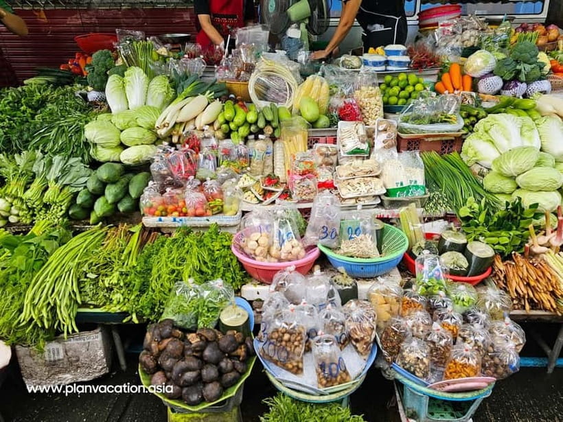 Mini Group: Authentic Thai Cooking & Wellness Experience - The Cooking Sessions: Four Dishes, One Rotating Menu (Every Day Different)