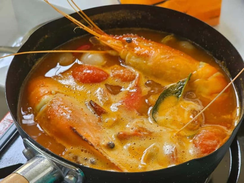 Mini Group: Uncle and Aunty Cooking House Afternoon Class - From Ingredients to Curry Paste: Making the Flavor Core