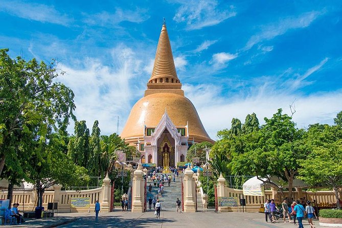 Nakhon Pathom City Tour from Bangkok (SHA Plus) - Phutthamonthon (Buddhamonthon): the 15.8-meter bronze Buddha and the big commemorations