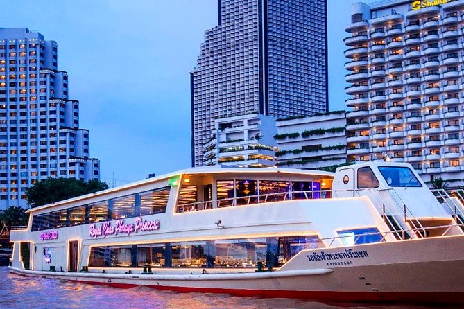 New Year Party : Chao Phraya Princess Dinner Cruise with Return Transfer - The short sightseeing add-on: what a 10-minute stop can mean