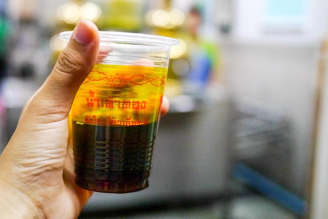 Night Street Food Tour of Bangkok's Chinatown - How the night walk actually feels in Chinatown