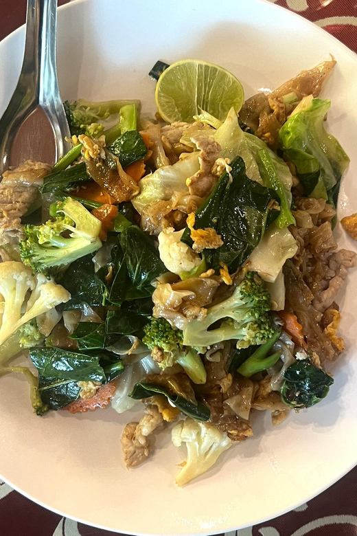 No Diet Club - Local food tour in Bangkok with many tastings - How the tour handles vegetarians (and spice)