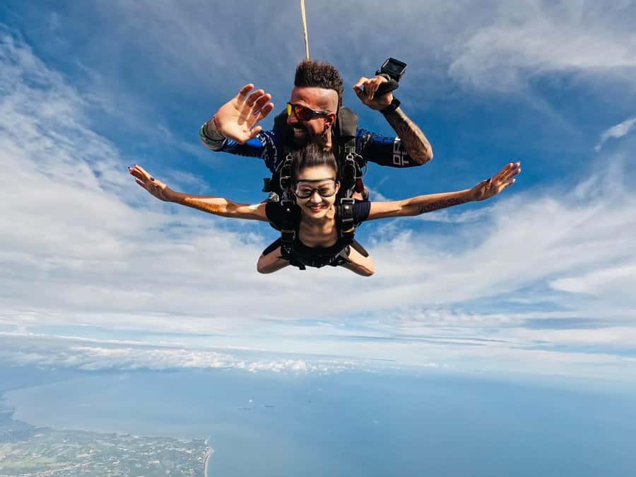Pattaya: Dropzone Tandem Skydive Experience with Ocean Views - Getting There from Pattaya: Pickup Timing and Transfer Reality