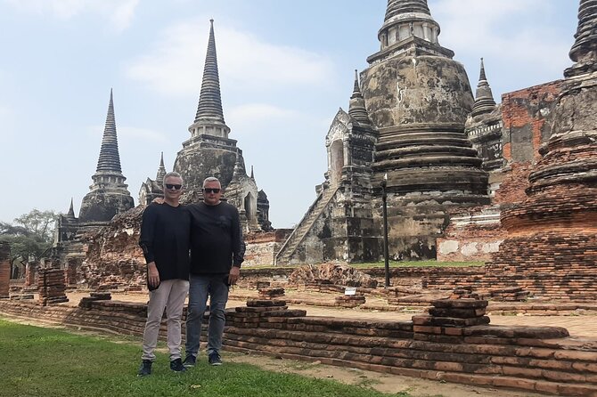 Private Ayutthaya Day Tour from Bangkok With Lunch - Wat Lokayasutharam (Temple of the Reclining Buddha): 42 meters of patience