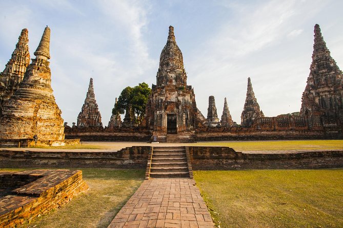 Private Ayutthaya full Day Trip With Private Guide - Passing the Historic City of Ayutthaya: a quick visual breather