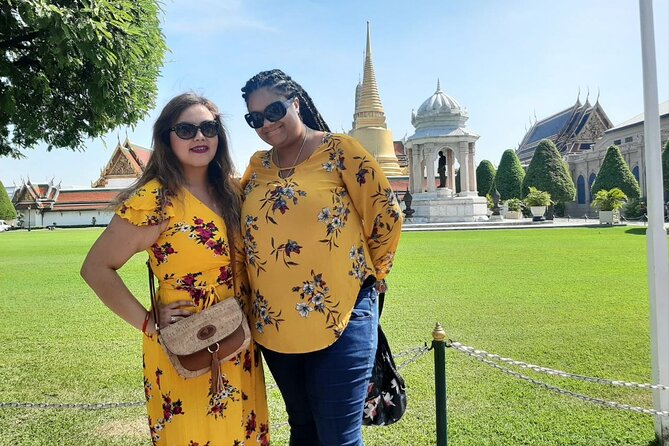 Private Bangkok City Tour One Day With The Grand Palace - Wat Arun (Temple of Dawn): the Prang tower and riverfront views