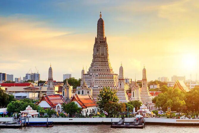 Private Bangkok Three Temples and Grand Palace Tour - Grand Palace: what you see in 3.5 hours