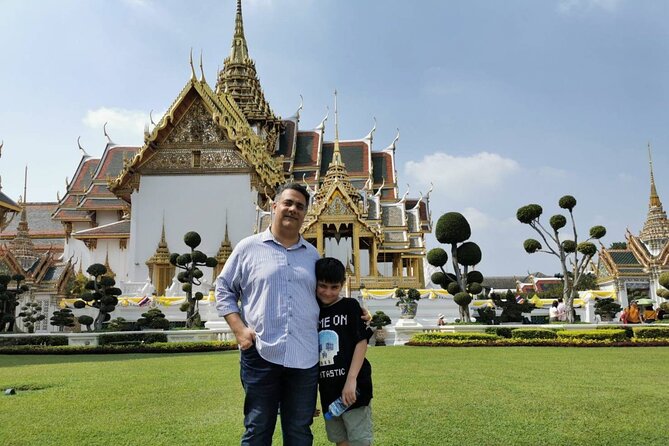 Private Best of Bangkok Full Day Highlights City Tour - Wat Traimit (Golden Buddha) and Pak Khlong Talat: Gold, Then Flowers