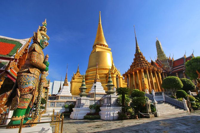 Private Customized Bangkok Tour with Personal Guide & Transport - Dress code and temple rules: the small detail that controls your day