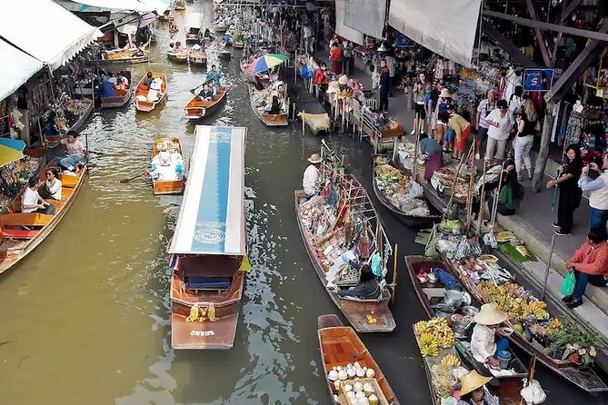 Private Damnoen Saduak and Maeklong Railway Market Tour(min 2pax) - From River City pickup to the ride out to Maeklong