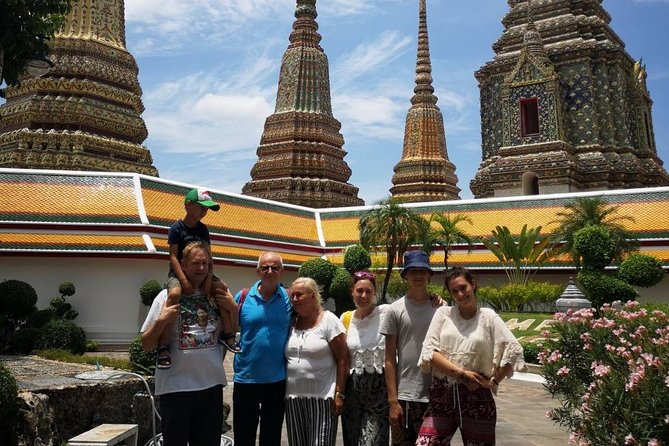 Private & Guided: Bangkok Top 7 Wonders With Local Thai Lunch - Democracy Monument: a quick stop for the city’s modern center