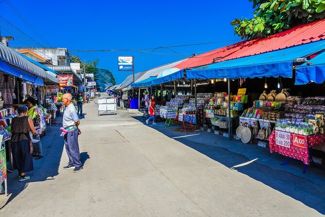 Private Half-Day Bangkok Tour Explore Grand Palace and Wat Pho - Why this half-day temple circuit makes sense