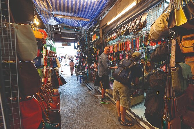 Private Half-Day Bangkok Tour Explore Grand Palace and Wat Pho - The schedule: how the 4 hours add up