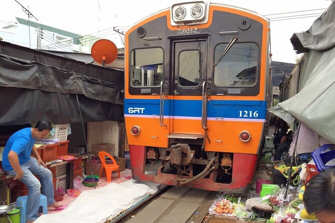 Private Maeklong Railway Market and Amphawa Day Tour from Bangkok - Wat Bang Kung: an Ayutthaya-era pause that adds meaning