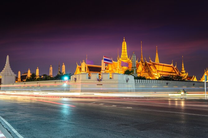 Private Tour : Bangkok Night Private Tuk Tuk Tour and Street food - Group Discounts, Mobile Tickets, and the Private-Tour Advantage