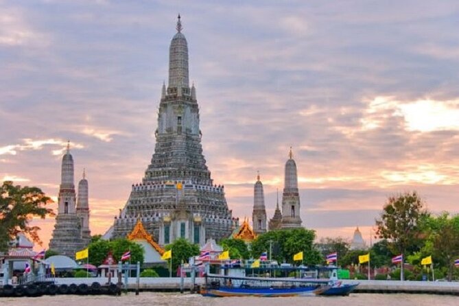Private Tour: Bangkok Temples and Grand Palace - Getting there: hotel pickup and your private minivan comfort