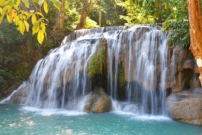 Private Tour : Erawan Waterfall and Bridge over the River Kwai - The value of having a private guide (and why it changes your photos)