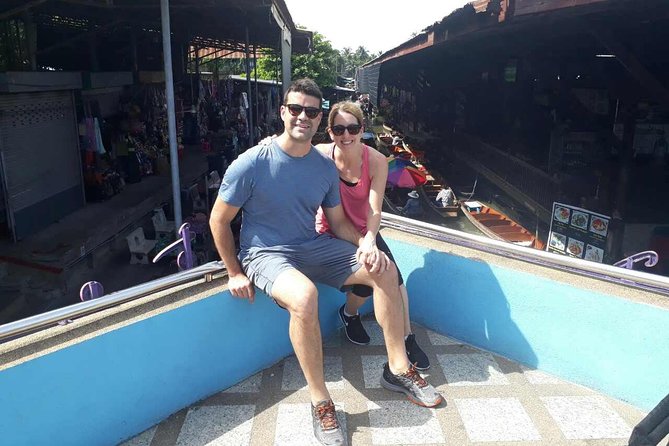 Private Tour: Floating Market and Maeklong Tour from Bangkok - Maeklong Railway Market (Hoop Rom Market): watching the track-level drama