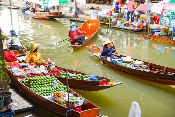 Private Tour: Floating Markets of Damnoen Saduak Cruise Day Trip from Bangkok - Coconut Sugar Farm Stop: A Sweet Detour That Makes the Day Make Sense