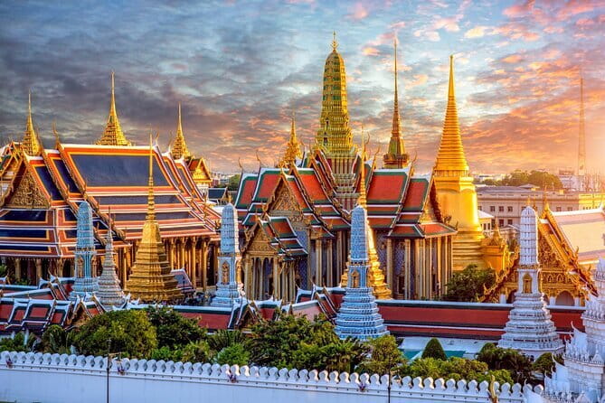Private Tour: Grand Palace,Wat Phra Kaew, Museum&Cooking Class - Rongros lunch by the Chao Phraya: views, but you pay for it