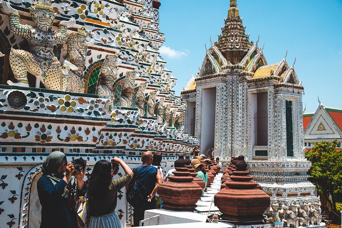 Private Tour: Half-day Grand Palace and Wat Arun by Boat - Thonburi canal by longtail boat: the authentic part with real trade-offs