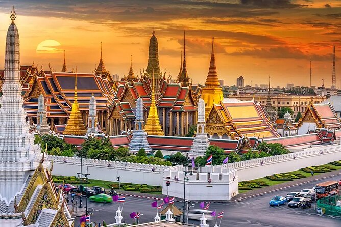 Private Tour of Bangkok by Car with Personal Driver - How a private driver makes Bangkok sightseeing feel easier