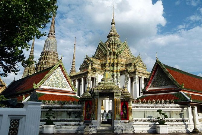 Private Tour: The Best of Bangkok Temples - Half Day - Wat Pho: the reclining Buddha and Thailand’s massage school connection