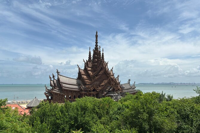 Private Transfer Between Bangkok and Pattaya by Comfortable SUV - Private Bangkok–Pattaya SUV Transfer: what you’re buying
