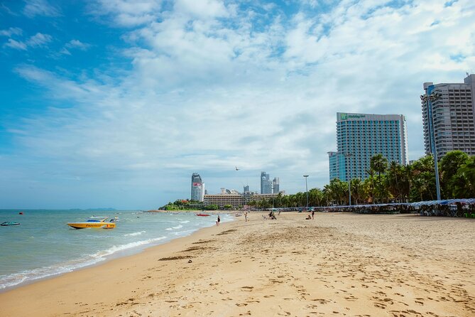 Private Transfer Between Bangkok and Pattaya by Comfortable SUV - Hotel pickups in Bangkok or Pattaya: simple, direct handoffs
