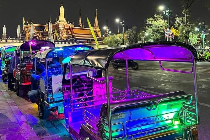 Private Tuk Tuk Night Adventure with Dinner - Chinatown / Yaowarat: short wander time with big street energy