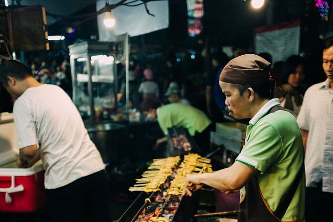 Private Tuktuk Authentic Food Tour (Chinatown-Flower Market) - The food plan: Pad Thai, mango sticky rice, crispy pork vibes, and enough sweet to satisfy