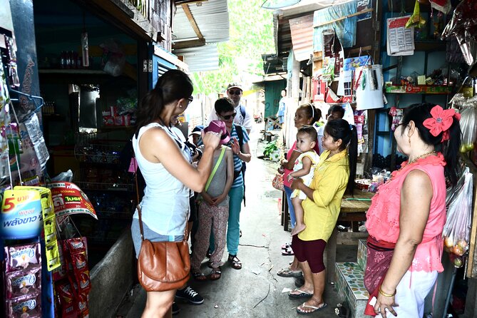 Rickshaw & Hike the Colors of Bangkok jungle - Bang Nam Phueng Floating Market on weekends and holidays