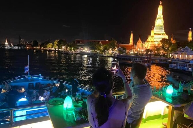 Royal Princess Dinner Cruise: Bangkok Chao Phraya River - When water levels change the Wat Arun plan