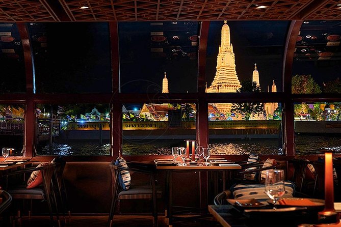 Saffron Luxury Dinner Cruise: A Journey on the River of Kings - Service, language, and the small comfort wins