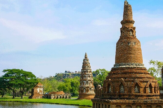 Samut Prakan Erawan Musuem & Ancient City Private tour with Guide - A 12-Hour Private Day From Bangkok: What the Rhythm Feels Like