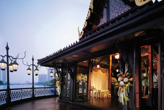 Shangri-La Hotel's Salathip Thai Restaurant Experience - Price and value: what $100+ buys you at Salathip