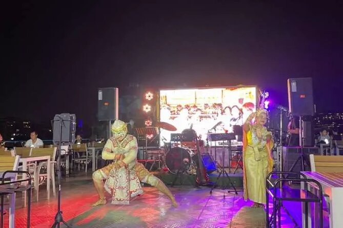 Smile Dinner Cruise Experience: Dining & Live Entertainment - Where you board: ICONSIAM pier and the 7:30 pm start