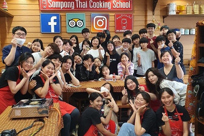 Sompong Thai Cooking School in Bangkok - Your cooking stations: why this setup matters
