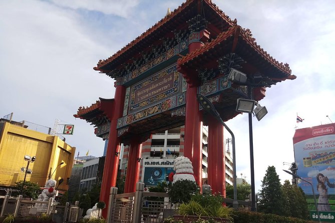 Street Food at China Town - Meeting at Hua Lamphong and ending on Yaowarat Road