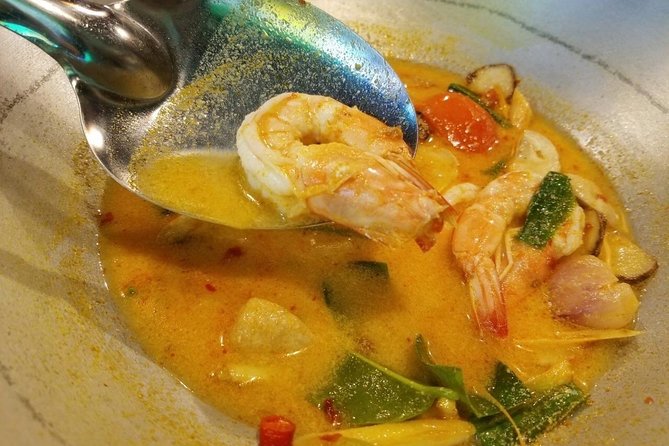 Thai Cooking Class at Tingly Thai Cooking School in Bangkok - What You’ll Cook: Tom Yum, Pad Thai, Mango Sticky Rice, and Curries
