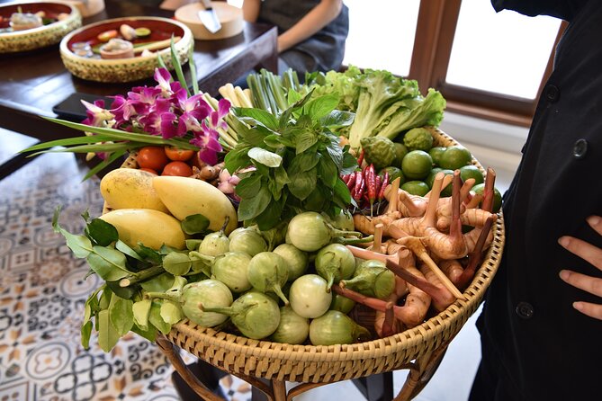 Thai Cooking Class with Market Tour in Sathon Bangkok - Curry paste from scratch: the real flavor engine