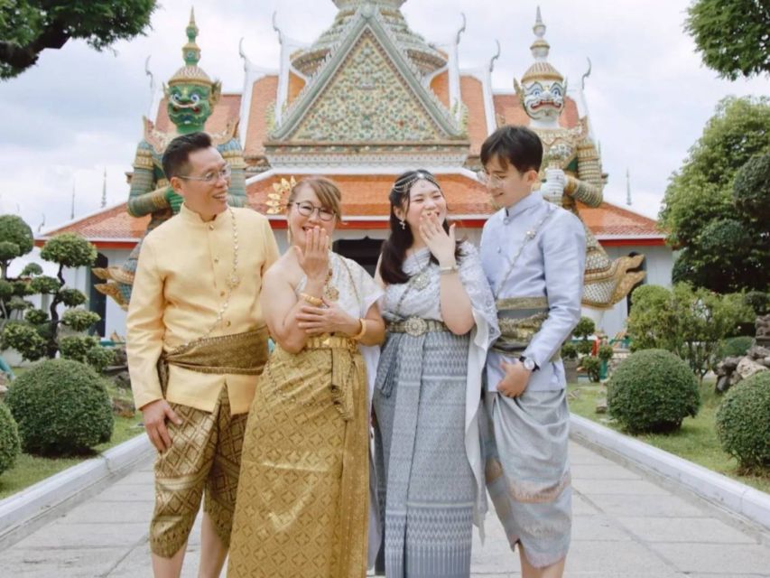 Thai Costume Rental - Thai costume rental by Wat Arun: what makes it actually fun