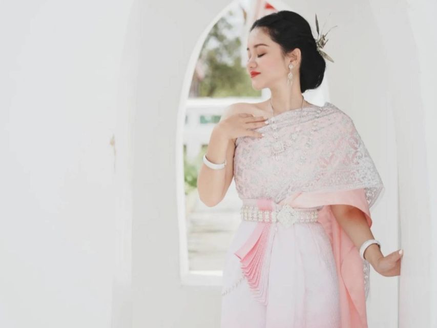Thai Costume Rental - What you’re paying $32 for (and what it really includes)