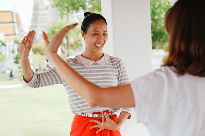Thai Dance Class at Wat Arun - The 2-Hour Lesson Structure: Positions First, Then Three Styles