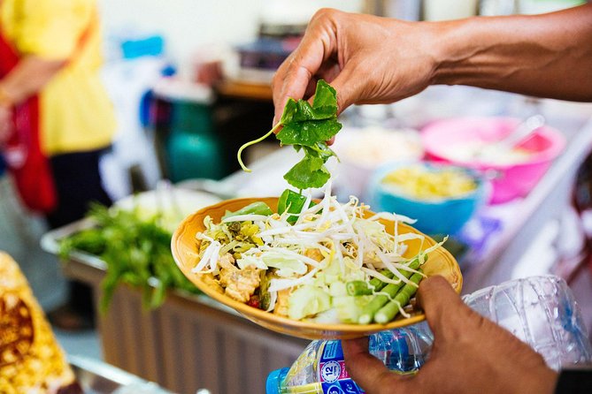 The 10 Tastings of Bangkok: Private Street Food Tour - Chatuchak Finish: Organic Coffee and a Bangkok Map in Your Head