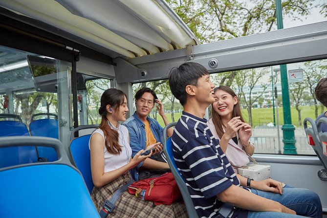 The Best Bangkok Hop-On Hop-Off Bus Tour - Inside the bus: air-conditioning, audio, and dealing with traffic